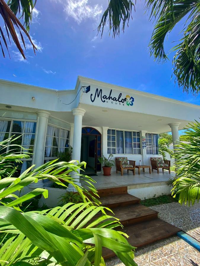 Mahalo House B&B - Tu Casa Hospedaje En San Andres Isla - المظهر الخارجي الصورة