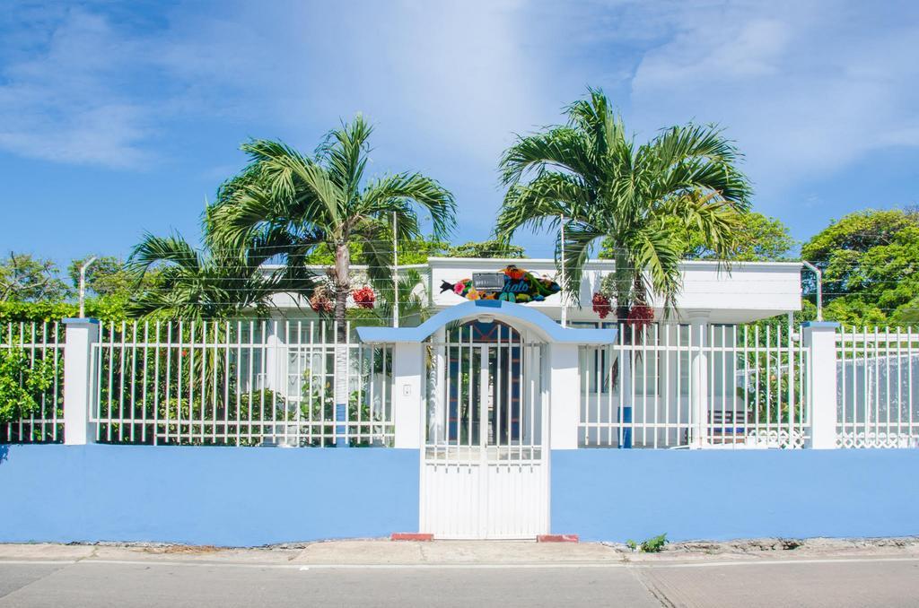Mahalo House B&B - Tu Casa Hospedaje En San Andres Isla - المظهر الخارجي الصورة